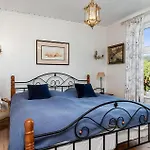 بيت للعطل 3 Bedroom Awesome In *