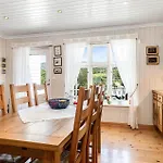 Beautiful Home In Skjoldastraumen With Wifi *