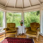3 Bedroom Awesome In *