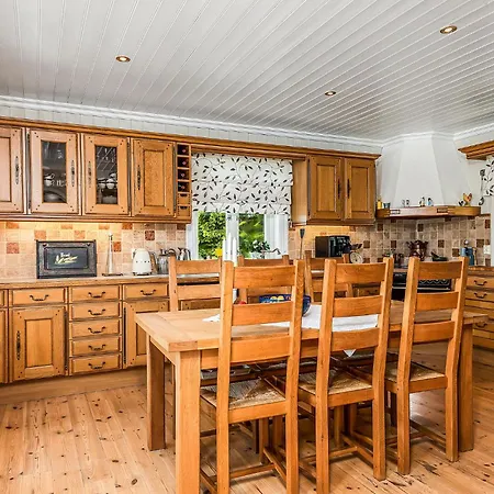 Awesome In With Kitchen Skjoldastraumen