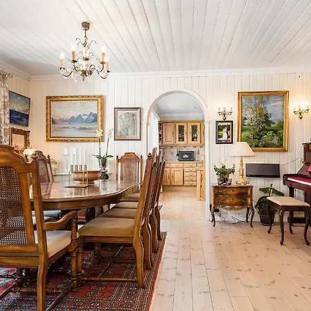 Awesome In With Kitchen Skjoldastraumen